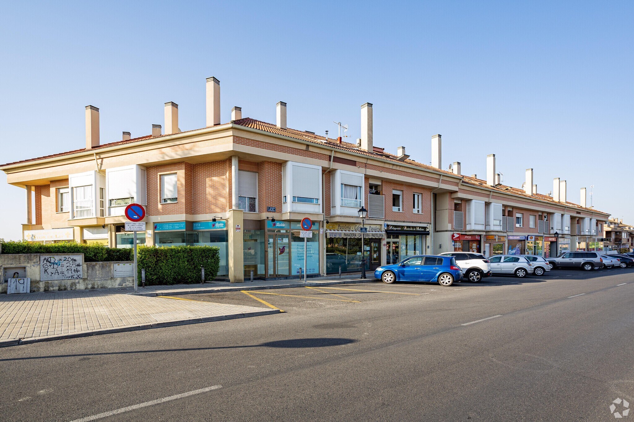 Avenida de las Castañeras, 34, Arroyomolinos, Madrid à vendre Photo de l’immeuble– Image 1 sur 7