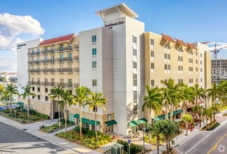 309 Coronado Dr, Clearwater Beach, FL à louer Photo de l’immeuble– Image 1 sur 1