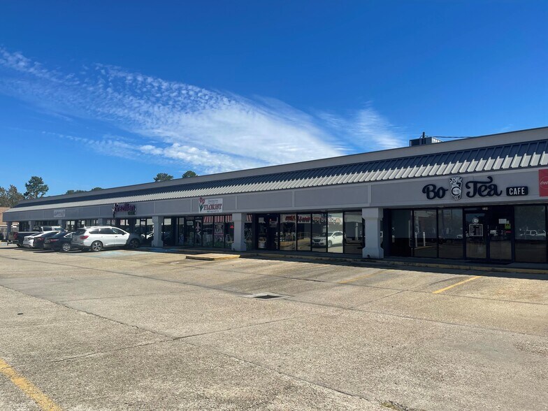 534 Gause Blvd E, Slidell, LA à louer - Photo de l’immeuble – Image 2 sur 6