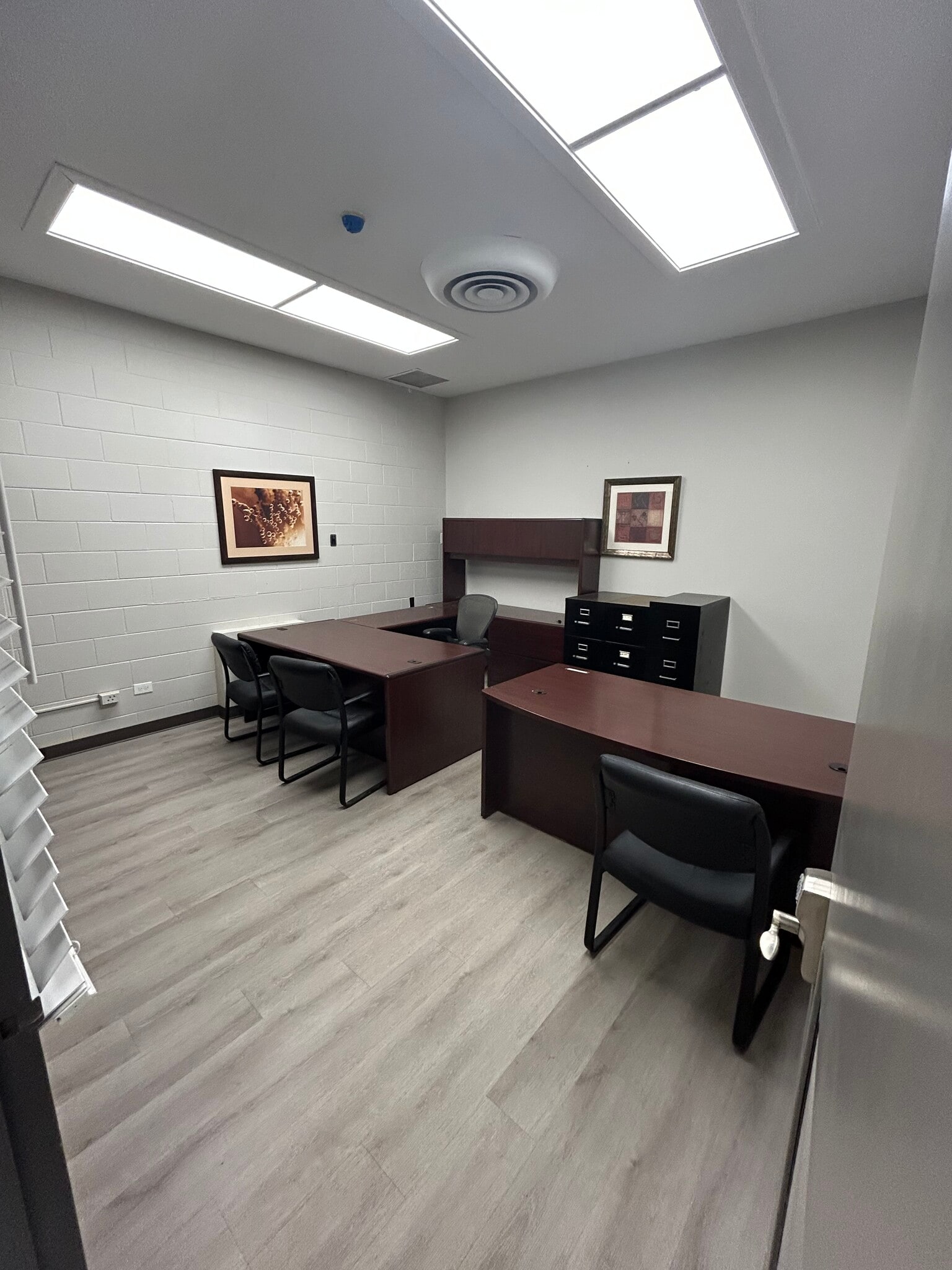 311 N Ottawa St, Joliet, IL à louer Photo intérieure– Image 1 sur 1