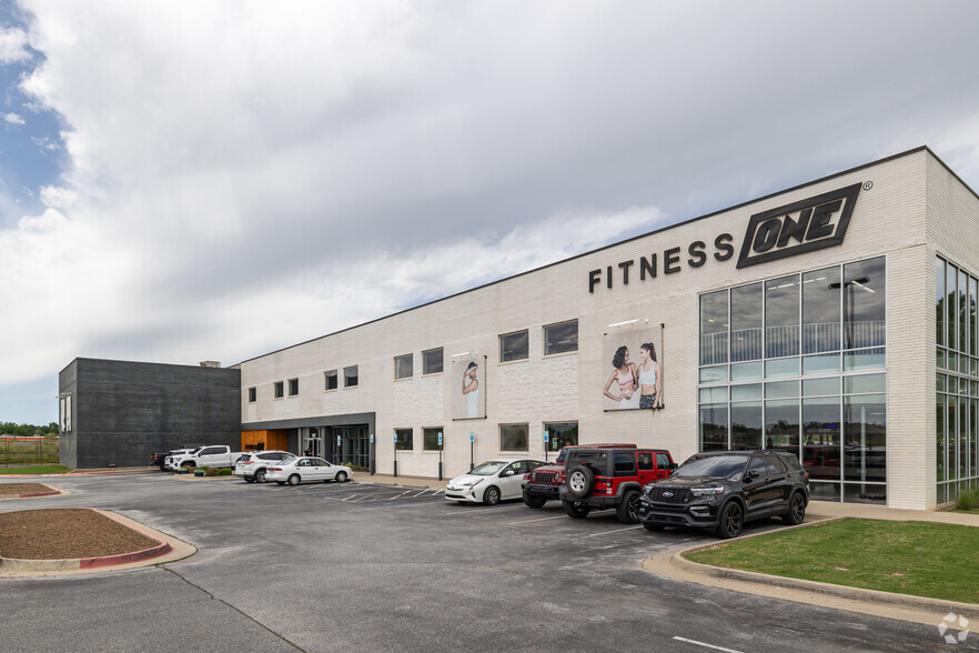 1607 Empire St, Lowell, AR à louer - Photo de l’immeuble – Image 2 sur 4