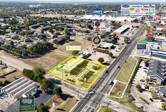Plus de détails pour 2112-2136 E 2nd St, Edmond, OK - Local commercial à louer
