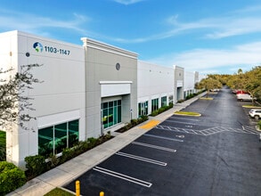 2035 High Ridge Rd, Boynton Beach, FL à louer Photo de l’immeuble– Image 1 sur 1