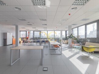 Plus de détails pour Calle Rufino González, Madrid - Bureau à louer