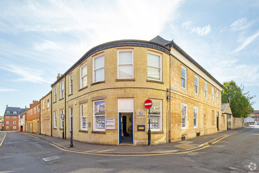 Finkin St, Grantham à louer - Photo principale – Image 1 sur 5