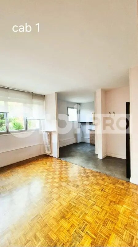 Bureau dans Joinville-le-Pont à louer Photo intérieure– Image 1 sur 7