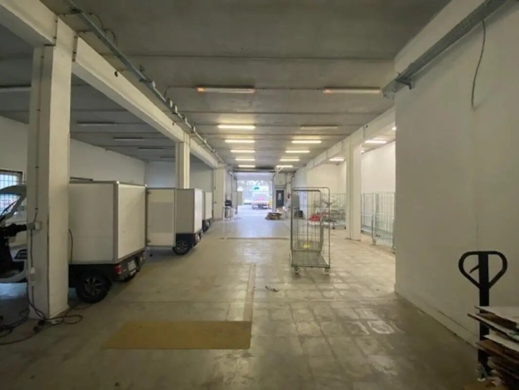 Local d’activités dans Nanterre à louer Photo intérieure– Image 1 sur 5