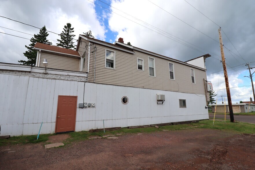 1222 Lake Shore Dr E, Ashland, WI à vendre - Photo de l’immeuble – Image 3 sur 13