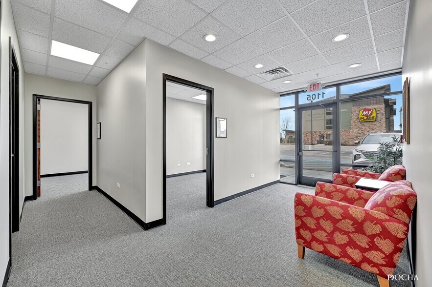 1109 Ritter St, North Aurora, IL à louer - Hall d’entrée – Image 2 sur 11