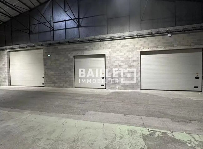 Plus de détails pour Industriel/Logistique à louer