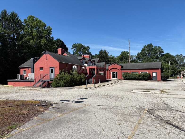 3983 Darrow Rd, Stow, OH à vendre - Photo de l’immeuble – Image 3 sur 8