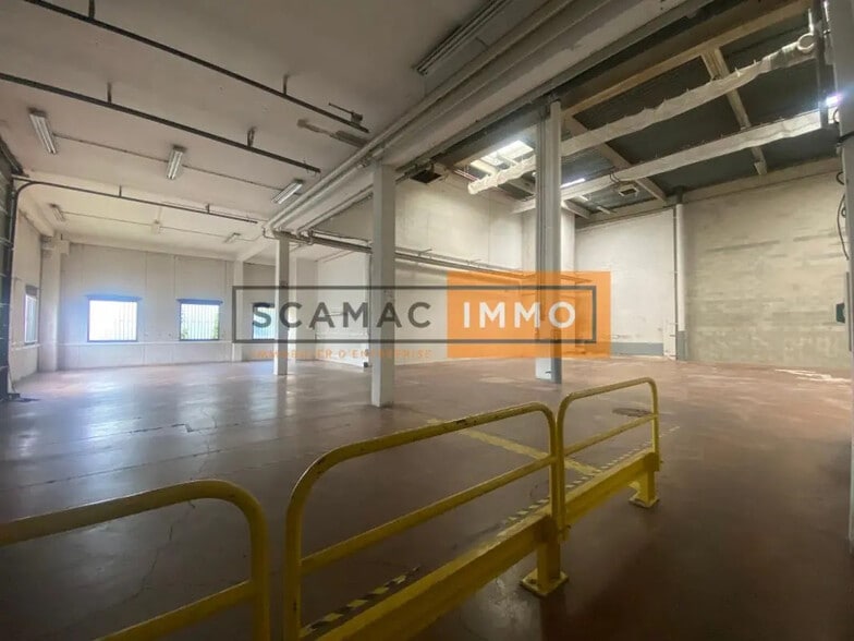 Bureau dans Gennevilliers à louer - Photo de l’immeuble – Image 1 sur 6