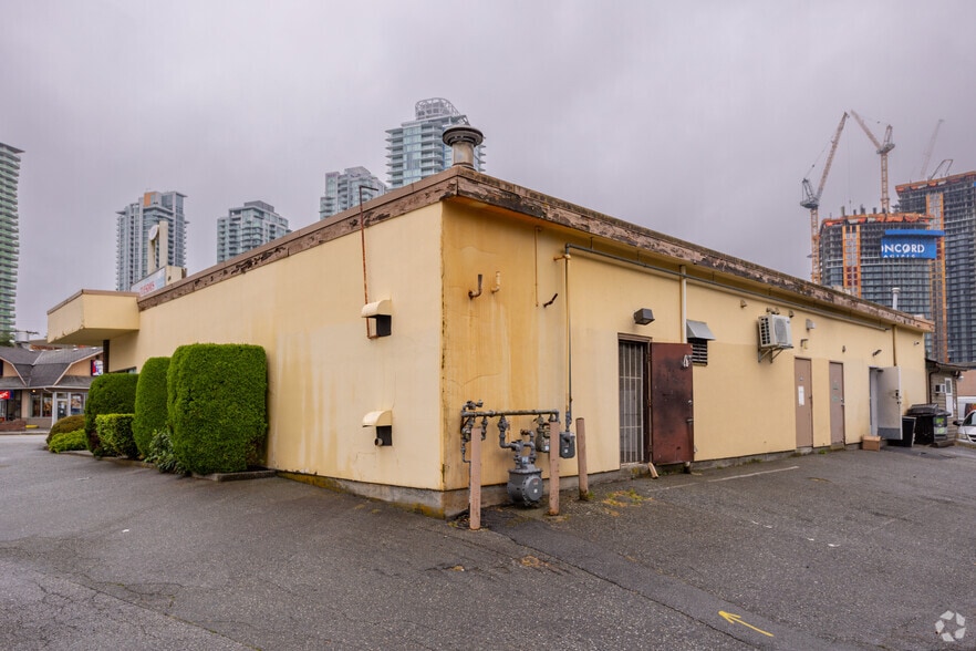5105-5109 Kingsway, Burnaby, BC à vendre - Photo de l’immeuble – Image 2 sur 2