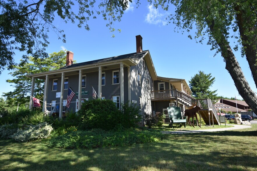 1934 Lakeshore Rd, Gilford, NH à vendre - Photo principale – Image 1 sur 42