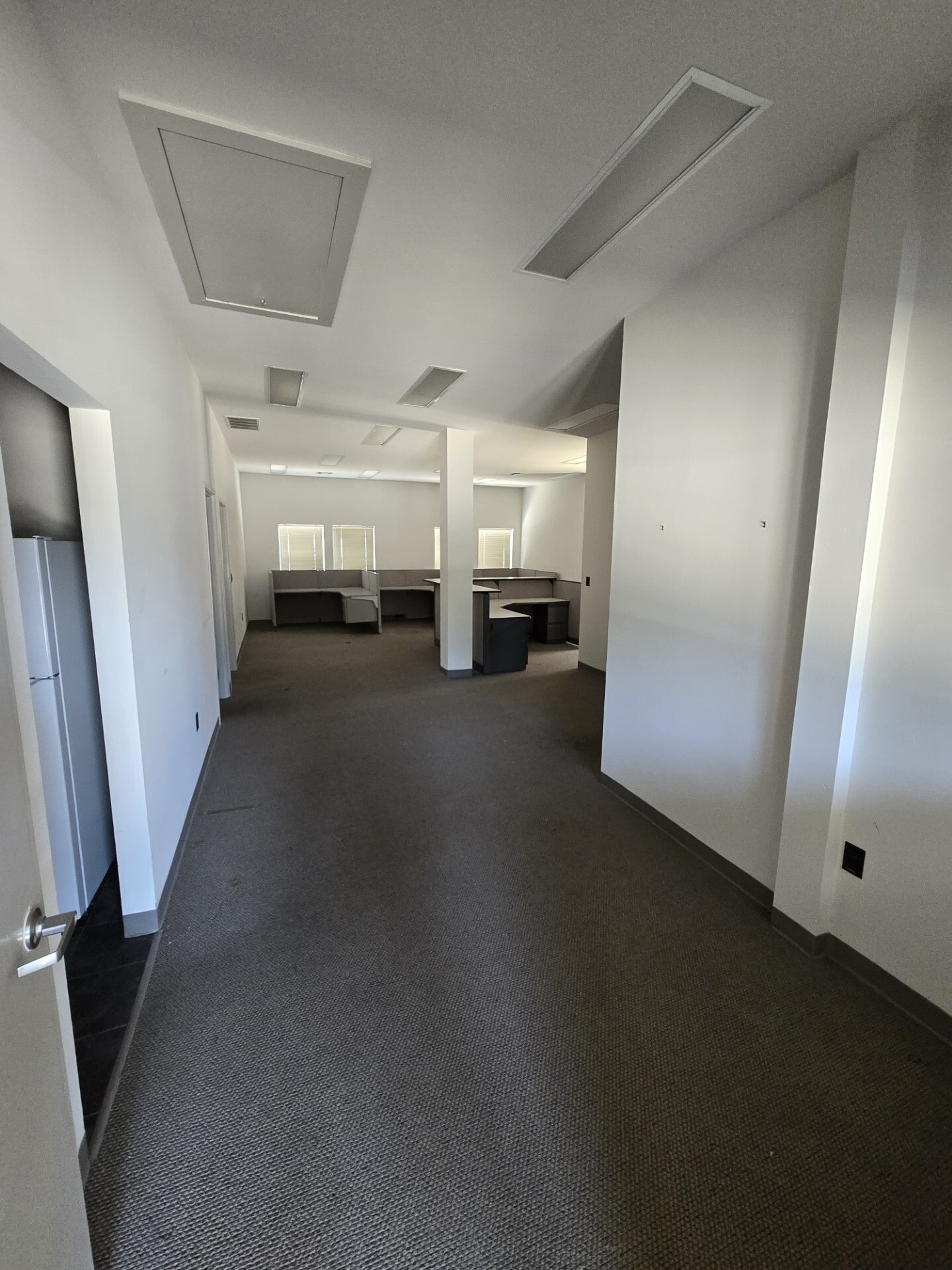 2418 Marsh Ln, Carrollton, TX à louer Photo intérieure– Image 1 sur 9