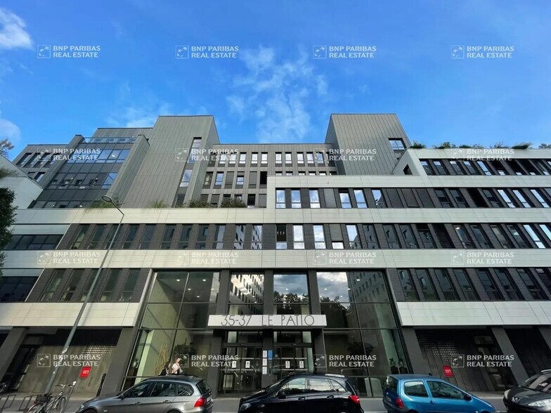 Bureau dans Villeurbanne à louer - Photo de l’immeuble – Image 3 sur 11