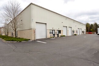 Plus de détails pour 331 Fairfield Rd, Freehold, NJ - Industriel/Logistique à louer