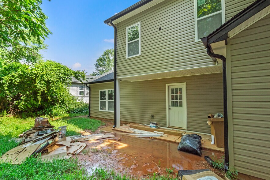 907 W 5th Ave, Gastonia, NC à vendre - Photo de l’immeuble – Image 3 sur 15