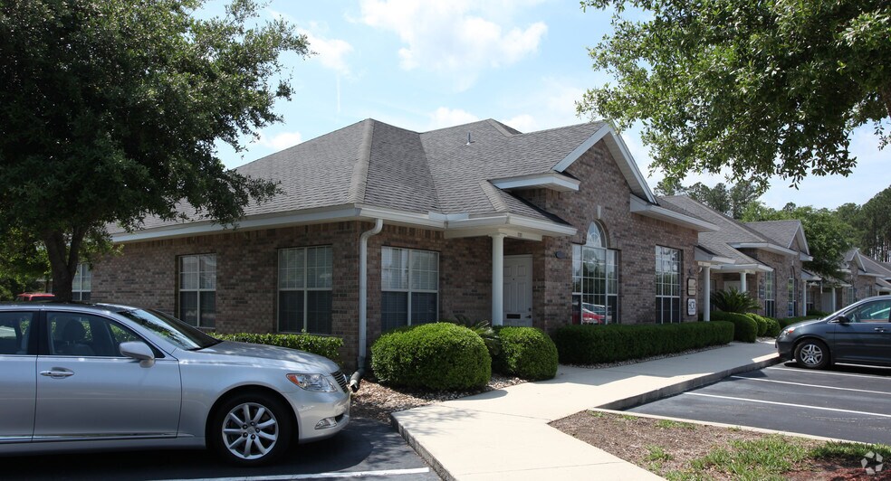13400 Sutton Park Dr S, Jacksonville, FL à vendre - Photo de l’immeuble – Image 2 sur 2
