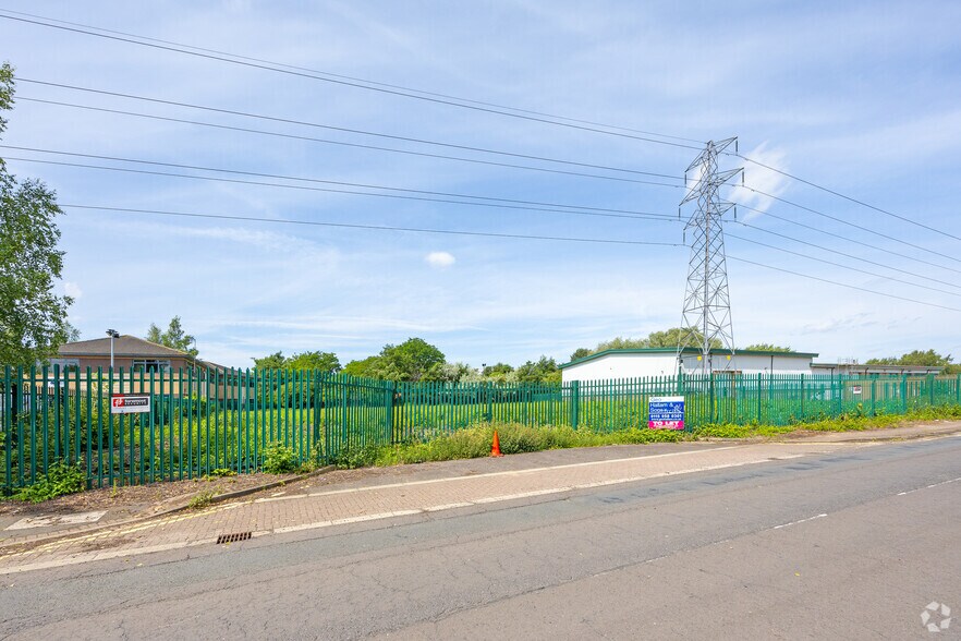 Rennie Hogg Rd, Nottingham à louer - Photo de l’immeuble – Image 2 sur 3