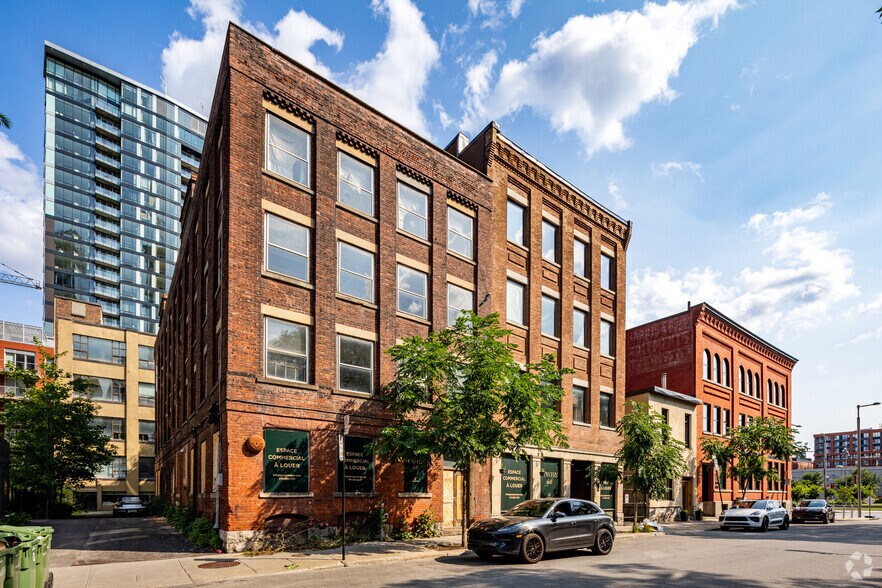 754-762 Rue Saint-Paul O, Montréal, QC à louer - Photo de l’immeuble – Image 2 sur 18
