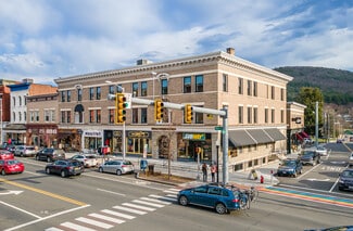 Plus de détails pour 313-323 Main St, Great Barrington, MA - Bureau à louer