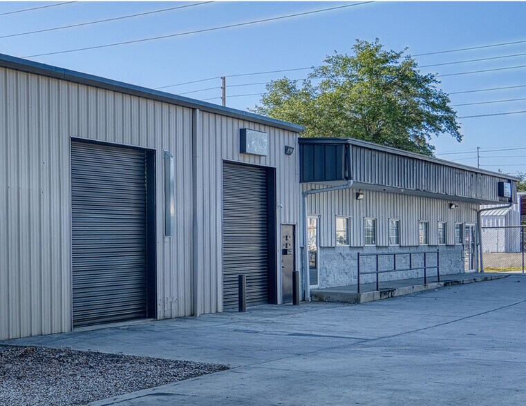 77 W Illiana St, Orlando, FL à louer - Photo de l’immeuble – Image 2 sur 6