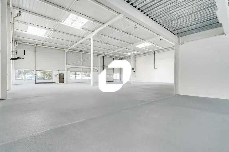 Bureau dans Le Blanc-Mesnil à louer - Photo de l’immeuble – Image 2 sur 26