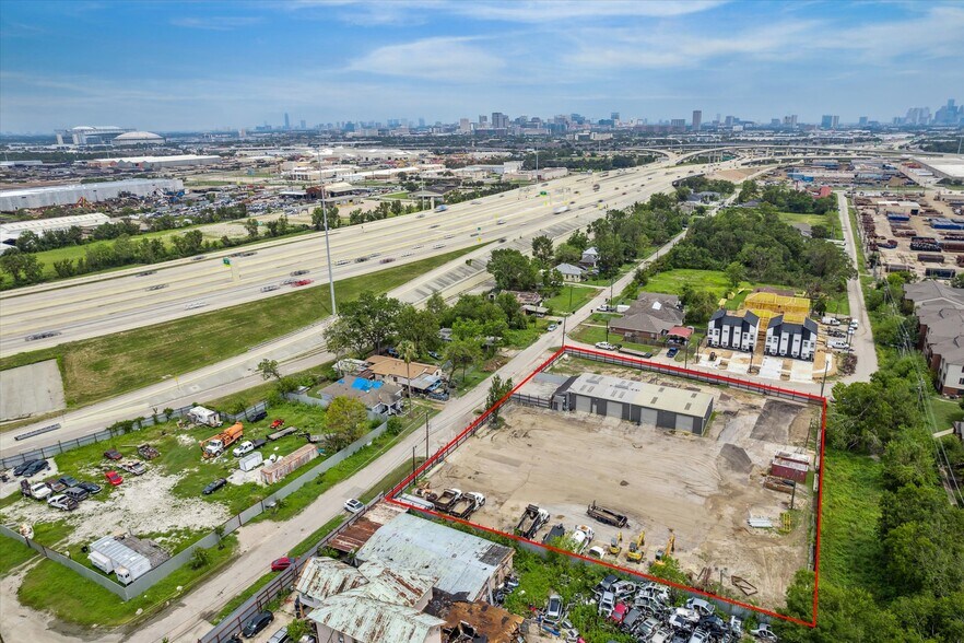 8403 Bassett St, Houston, TX à vendre - Photo de l’immeuble – Image 3 sur 18