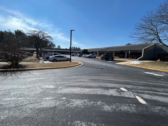 16201 Trade Zone Ave, Upper Marlboro, MD à louer - Photo de l’immeuble – Image 1 sur 13