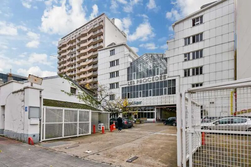 Bureau dans Vanves à louer - Photo de l’immeuble – Image 2 sur 5