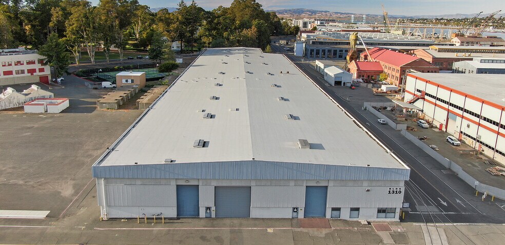 1175 Railroad Ave, Vallejo, CA à louer - Aérien – Image 2 sur 11