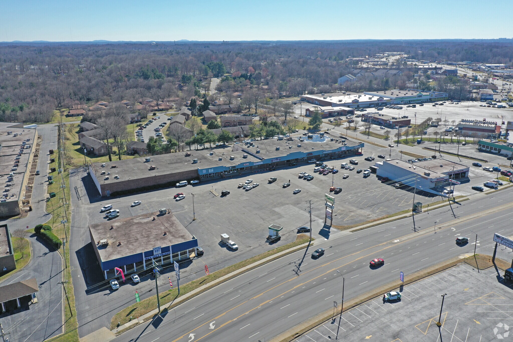 3917-3933 W Gate City Blvd, Greensboro, NC à vendre Aérien– Image 1 sur 6