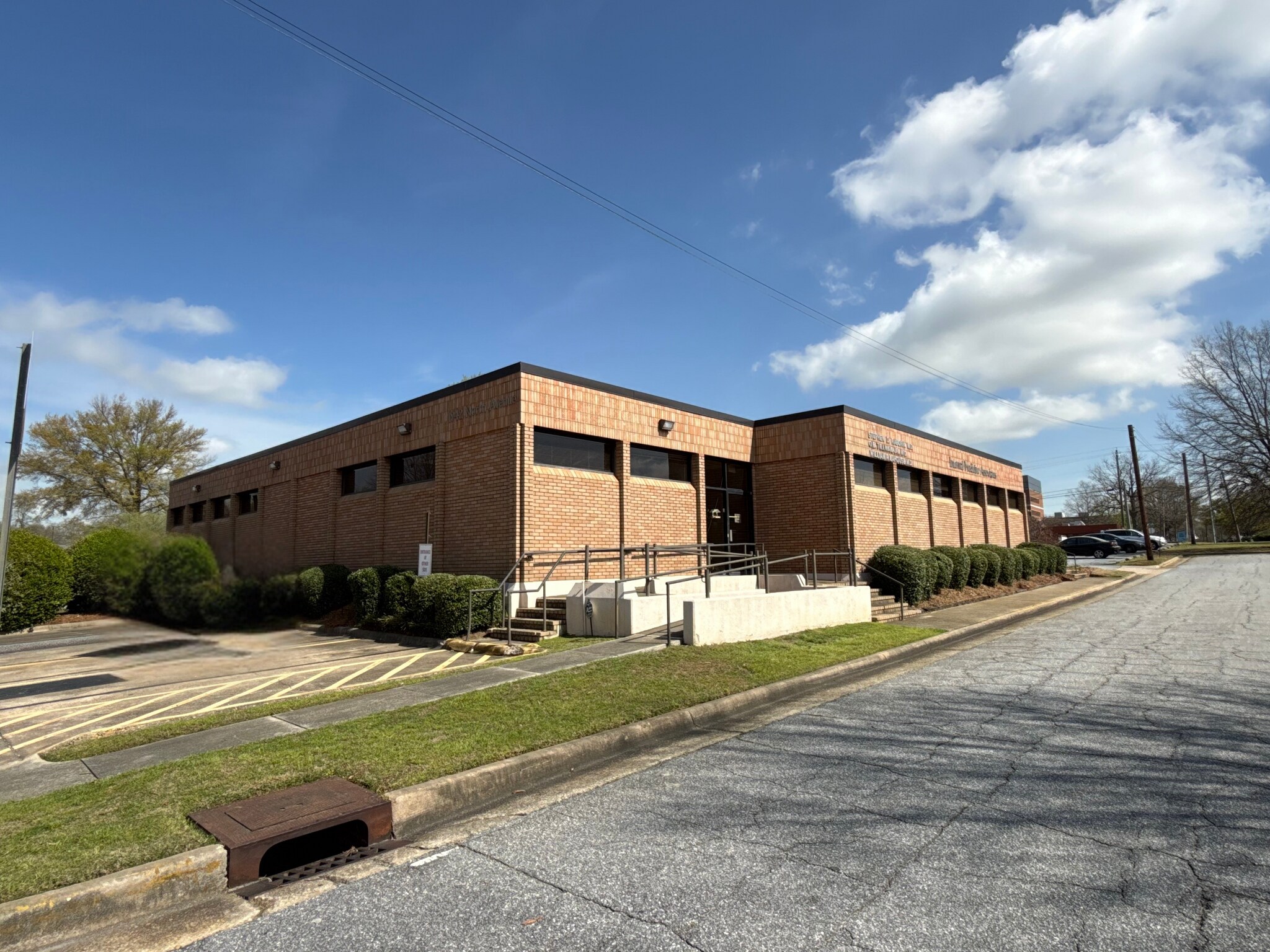 1942 North Ave, Columbus, GA à louer Photo principale– Image 1 sur 5