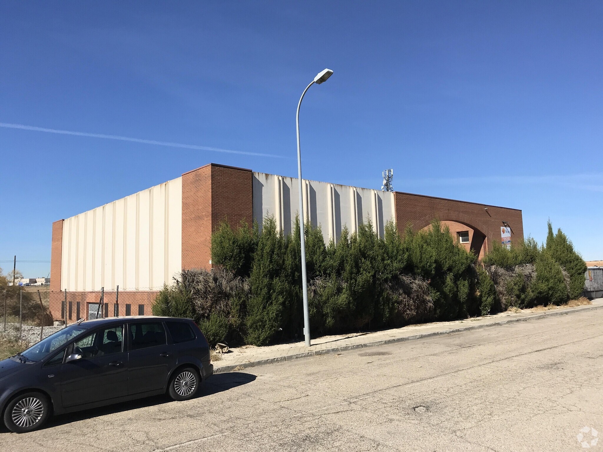 Industriel/Logistique dans Alcalá de Henares, Madrid à vendre Photo principale– Image 1 sur 12