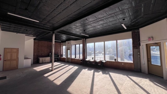 5001 Fleet Ave, Cleveland, OH à vendre - Photo de l’immeuble – Image 2 sur 11