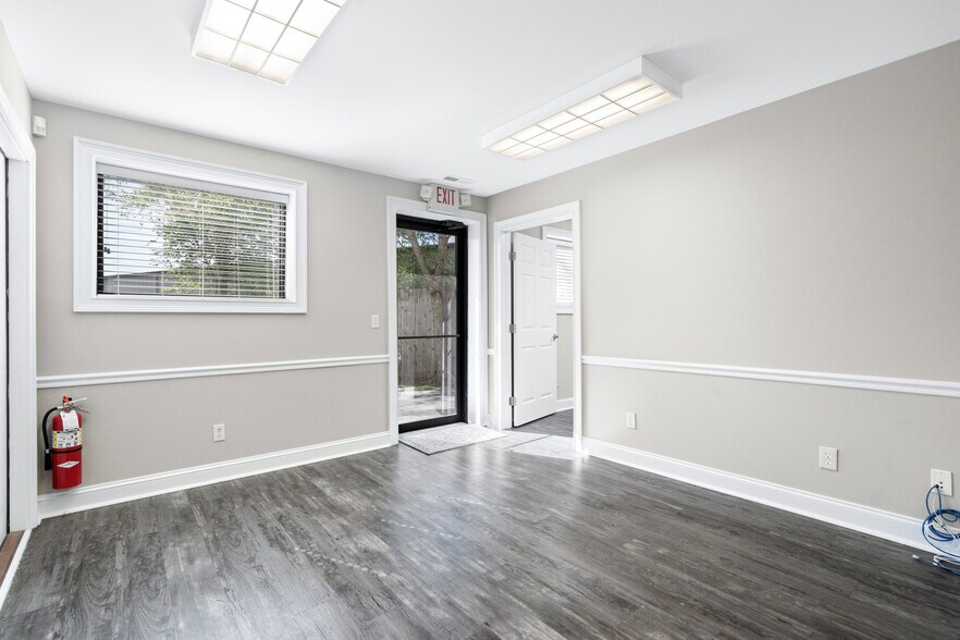 11772 Highway 17 Byp, Murrells Inlet, SC à louer - Photo intérieure – Image 3 sur 21