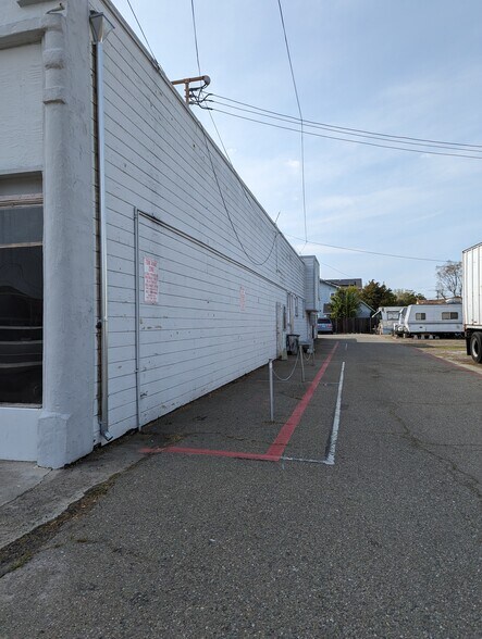 1495-1511 150th Ave, San Leandro, CA à vendre - Photo de l’immeuble – Image 3 sur 5