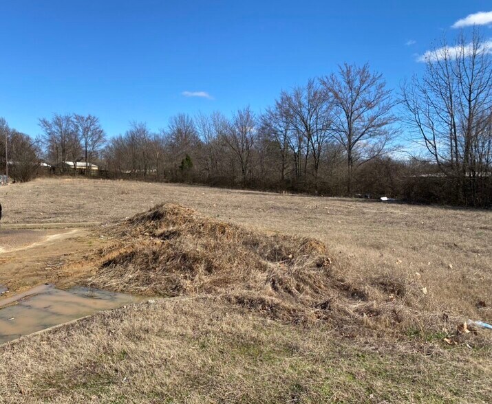 1.19 Highway 51, Hernando, MS à vendre - Photo de l’immeuble – Image 2 sur 9