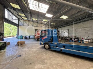 Plus de détails pour Bureau, Industriel/Logistique à louer