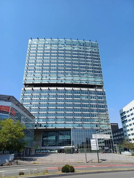 Bureau dans Lille à louer - Photo de l’immeuble – Image 2 sur 13