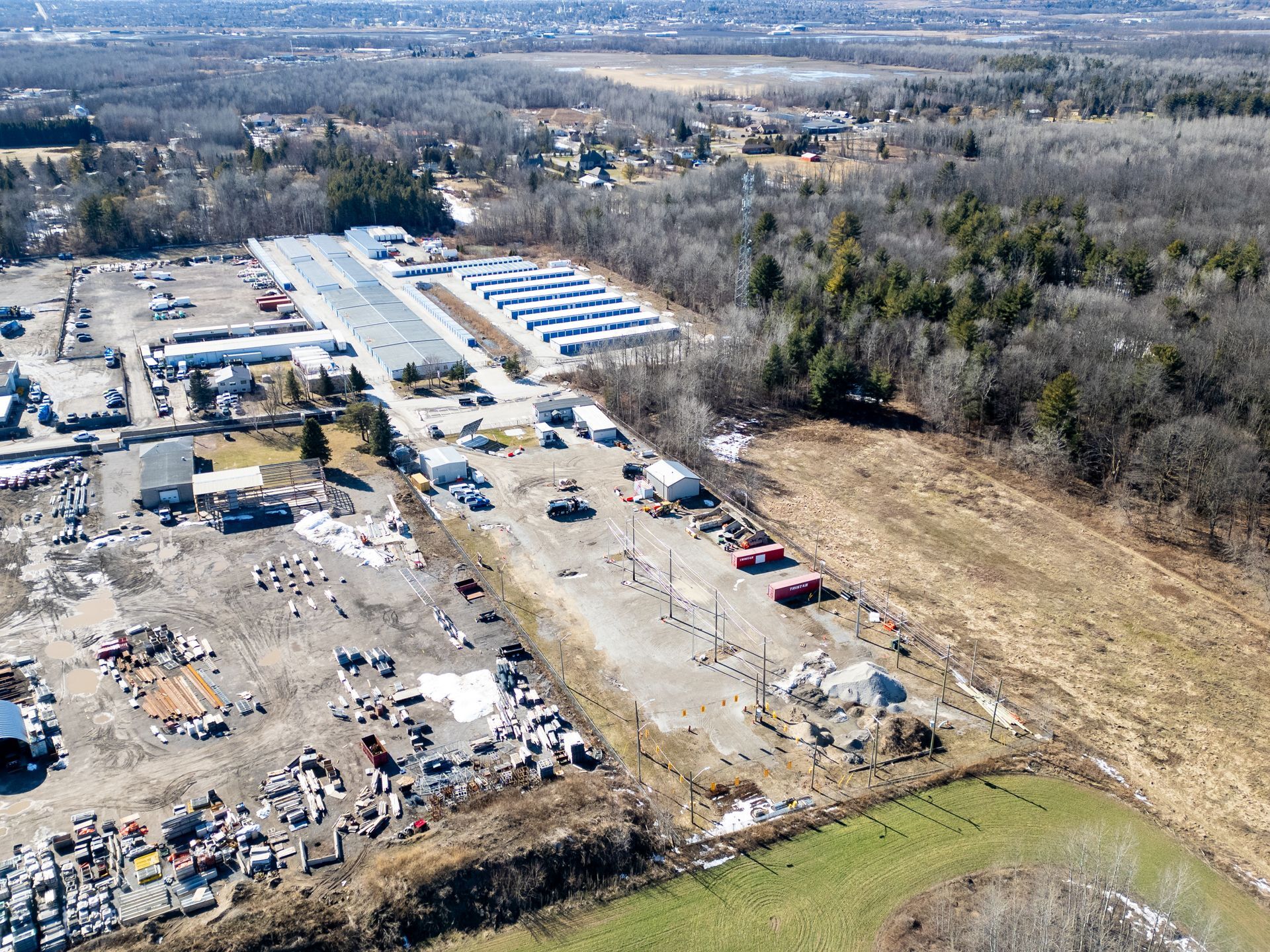 97 Sluse Rd, Holland Landing, ON à vendre Photo de l’immeuble– Image 1 sur 2