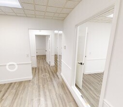 759 SW Federal Hwy, Stuart, FL à louer Numérisation 3D Matterport– Image 1 sur 1