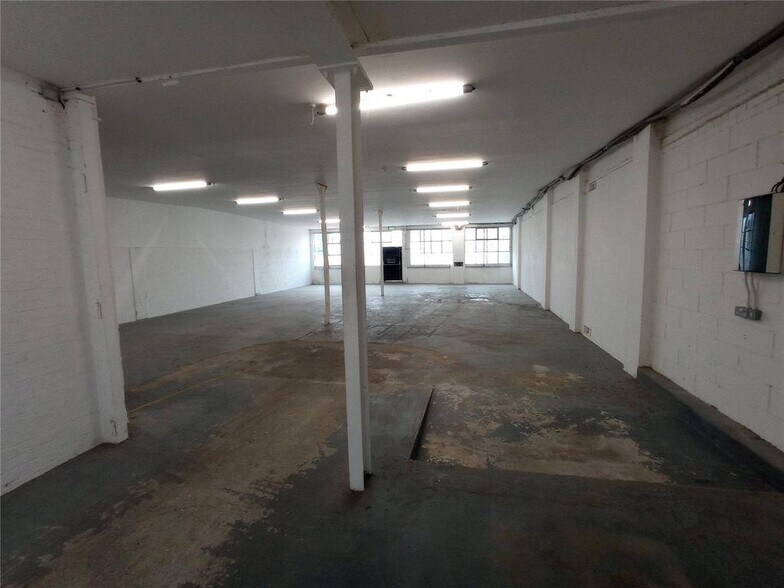 Unit 62A Princess Margaret Rd, Tilbury à louer - Photo de l’immeuble – Image 3 sur 4