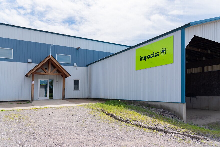 2330 County Road 137, Waite Park, MN à louer - Photo de l’immeuble – Image 2 sur 28