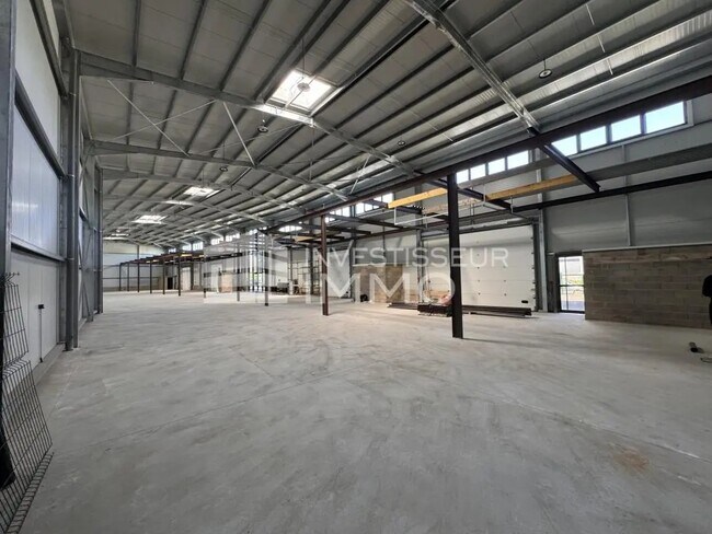 Plus de détails pour Industriel/Logistique à vendre