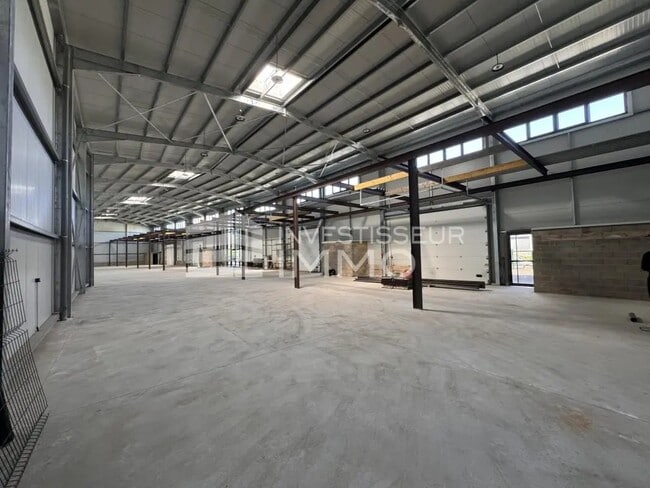 Plus de détails pour Industriel/Logistique à vendre