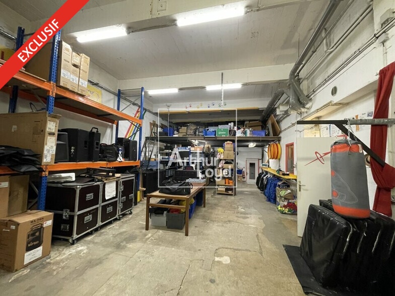 Bureau dans Fontainebleau à vendre - Photo intérieure – Image 2 sur 5