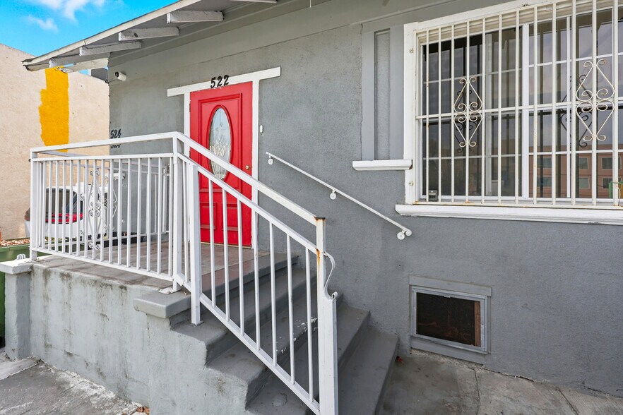 522 W VERNON Ave, Los Angeles, CA à vendre - Photo de l’immeuble – Image 2 sur 48