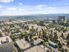 21725 Erwin St, Woodland Hills, CA - VUE AÉRIENNE  vue de carte - Image1